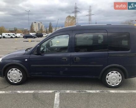 Синий Опель Комбо груз.-пасс., объемом двигателя 1.36 л и пробегом 135 тыс. км за 6400 $, фото 6 на Automoto.ua