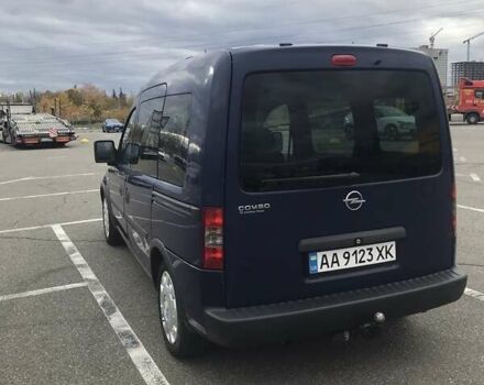 Синий Опель Комбо груз.-пасс., объемом двигателя 1.36 л и пробегом 135 тыс. км за 6400 $, фото 2 на Automoto.ua