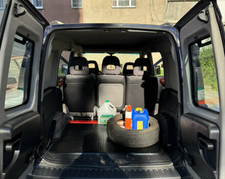 Синий Опель Комбо груз.-пасс., объемом двигателя 1.69 л и пробегом 190 тыс. км за 4800 $, фото 4 на Automoto.ua