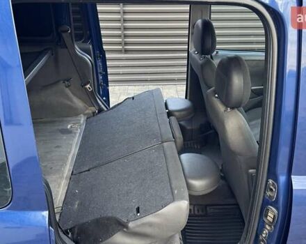 Синий Опель Комбо груз.-пасс., объемом двигателя 1.4 л и пробегом 357 тыс. км за 4200 $, фото 9 на Automoto.ua