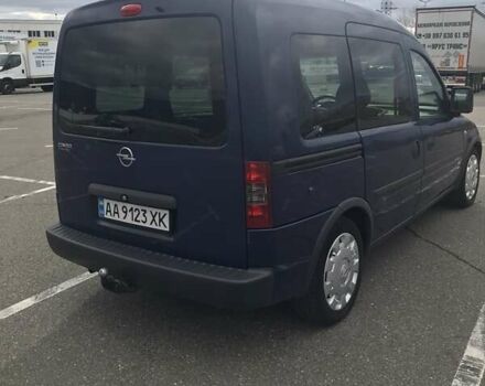 Синий Опель Комбо груз.-пасс., объемом двигателя 1.36 л и пробегом 135 тыс. км за 6400 $, фото 3 на Automoto.ua