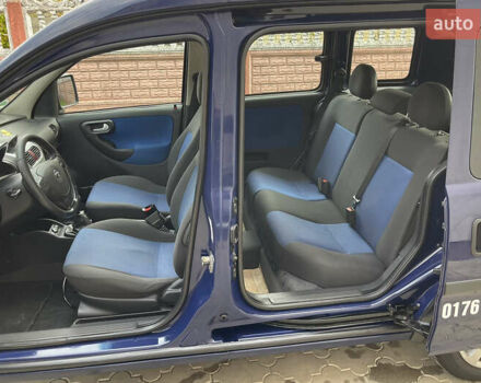 Синій Опель Комбо вант.-пас., об'ємом двигуна 0 л та пробігом 176 тис. км за 5200 $, фото 10 на Automoto.ua