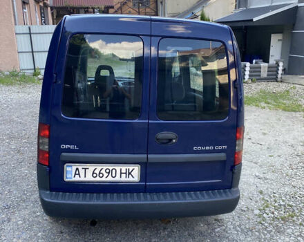 Синий Опель Комбо груз.-пасс., объемом двигателя 1.3 л и пробегом 295 тыс. км за 5100 $, фото 10 на Automoto.ua