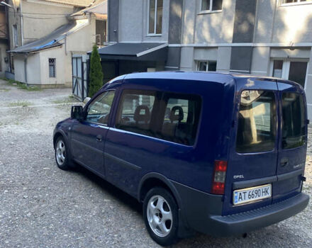 Синий Опель Комбо груз.-пасс., объемом двигателя 1.3 л и пробегом 295 тыс. км за 5100 $, фото 11 на Automoto.ua
