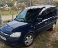 Синий Опель Комбо груз.-пасс., объемом двигателя 1.2 л и пробегом 165 тыс. км за 5950 $, фото 4 на Automoto.ua