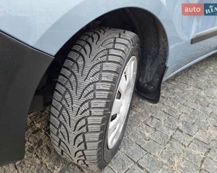 Синий Опель Комбо груз.-пасс., объемом двигателя 1.37 л и пробегом 220 тыс. км за 6999 $, фото 19 на Automoto.ua