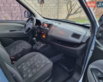 Синий Опель Комбо груз.-пасс., объемом двигателя 1.37 л и пробегом 220 тыс. км за 6999 $, фото 7 на Automoto.ua