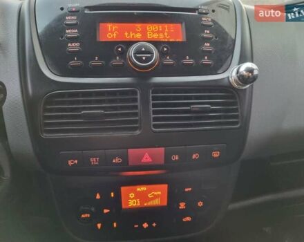 Синий Опель Комбо груз.-пасс., объемом двигателя 1.37 л и пробегом 220 тыс. км за 6999 $, фото 12 на Automoto.ua