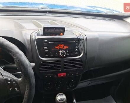 Синий Опель Комбо груз.-пасс., объемом двигателя 1.6 л и пробегом 192 тыс. км за 10850 $, фото 43 на Automoto.ua