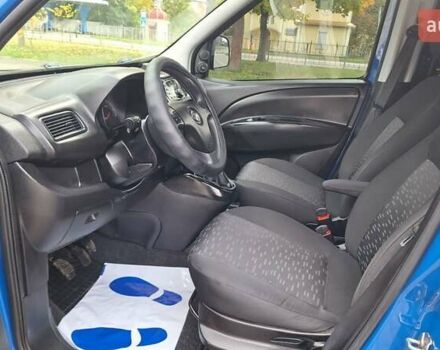 Синій Опель Комбо вант.-пас., об'ємом двигуна 1.6 л та пробігом 193 тис. км за 11400 $, фото 25 на Automoto.ua