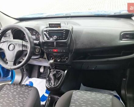 Синий Опель Комбо груз.-пасс., объемом двигателя 1.6 л и пробегом 192 тыс. км за 10850 $, фото 32 на Automoto.ua