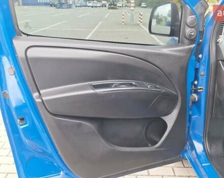 Синий Опель Комбо груз.-пасс., объемом двигателя 1.6 л и пробегом 192 тыс. км за 10850 $, фото 24 на Automoto.ua