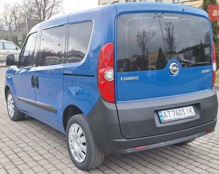Синий Опель Комбо груз.-пасс., объемом двигателя 1.6 л и пробегом 193 тыс. км за 10800 $, фото 13 на Automoto.ua