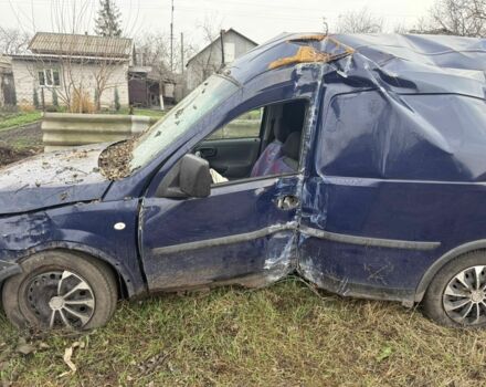 Синій Опель Комбо вант.-пас., об'ємом двигуна 0 л та пробігом 250 тис. км за 500 $, фото 1 на Automoto.ua