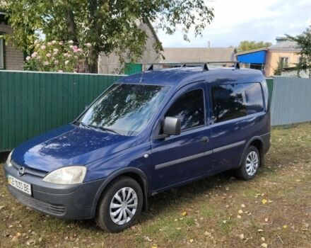 Синий Опель Комбо груз.-пасс., объемом двигателя 1.7 л и пробегом 327 тыс. км за 2800 $, фото 1 на Automoto.ua