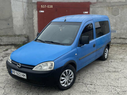 Синий Опель Комбо груз.-пасс., объемом двигателя 1.69 л и пробегом 417 тыс. км за 2700 $, фото 1 на Automoto.ua