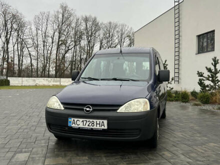 Синий Опель Комбо груз.-пасс., объемом двигателя 1.6 л и пробегом 277 тыс. км за 2890 $, фото 1 на Automoto.ua