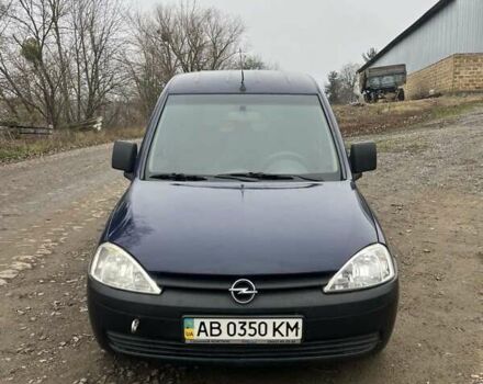 Синий Опель Комбо груз.-пасс., объемом двигателя 1.7 л и пробегом 243 тыс. км за 3400 $, фото 1 на Automoto.ua