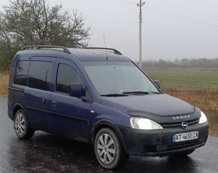 Синий Опель Комбо груз.-пасс., объемом двигателя 1.7 л и пробегом 335 тыс. км за 2200 $, фото 1 на Automoto.ua