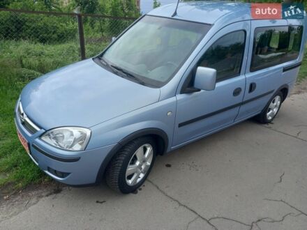 Синій Опель Комбо вант.-пас., об'ємом двигуна 1.6 л та пробігом 120 тис. км за 5250 $, фото 1 на Automoto.ua