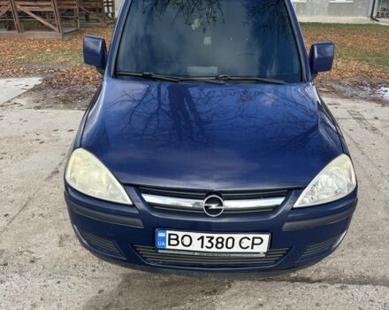 Синий Опель Комбо груз.-пасс., объемом двигателя 1.6 л и пробегом 265 тыс. км за 4000 $, фото 1 на Automoto.ua