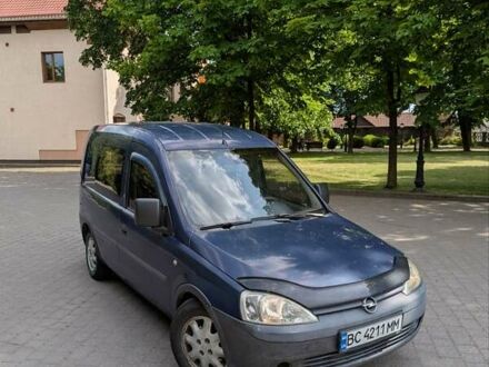 Синий Опель Комбо груз.-пасс., объемом двигателя 1.3 л и пробегом 358 тыс. км за 2899 $, фото 1 на Automoto.ua