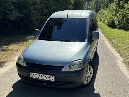 Синій Опель Комбо вант.-пас., об'ємом двигуна 1.2 л та пробігом 220 тис. км за 3000 $, фото 1 на Automoto.ua