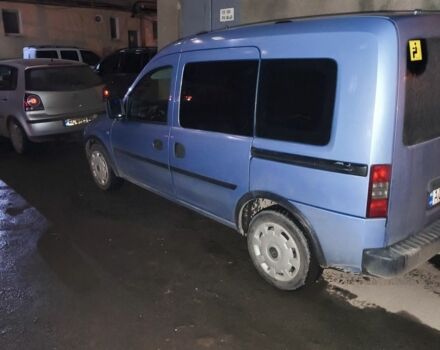 Синий Опель Комбо груз.-пасс., объемом двигателя 1.6 л и пробегом 294 тыс. км за 4200 $, фото 1 на Automoto.ua