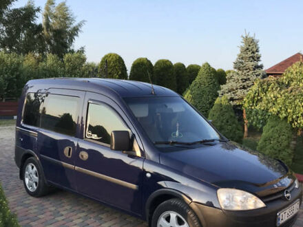 Синій Опель Комбо вант.-пас., об'ємом двигуна 1.7 л та пробігом 319 тис. км за 4700 $, фото 1 на Automoto.ua