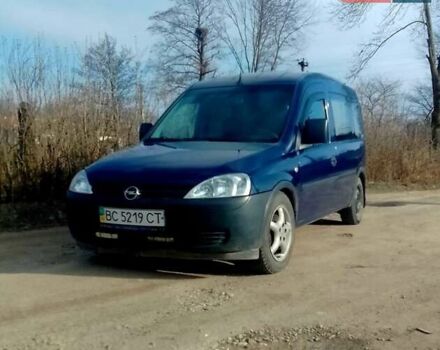 Синий Опель Комбо груз.-пасс., объемом двигателя 1.7 л и пробегом 280 тыс. км за 4750 $, фото 1 на Automoto.ua