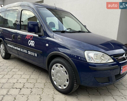 Синій Опель Комбо вант.-пас., об'ємом двигуна 0 л та пробігом 176 тис. км за 5200 $, фото 1 на Automoto.ua