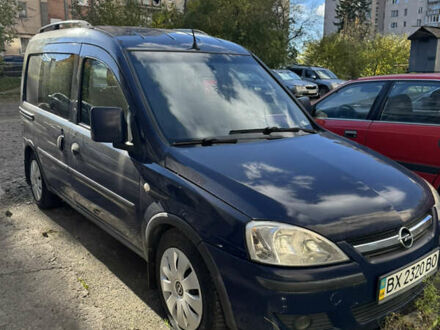 Опель Комбо груз.-пасс. 2009 в Хмельницком на Automoto.ua Синий Опель Комбо груз.-пасс., объемом двигателя 1.69 л и пробегом 190 тыс. км за 4800 $, фото 1 на Automoto.ua