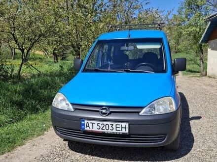 Опель Комбо вант.-пас. 2009 у Львові на Automoto.ua Синій Опель Комбо вант.-пас., об'ємом двигуна 1.36 л та пробігом 250 тис. км за 3500 $, фото 1 на Automoto.ua