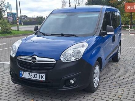 Синий Опель Комбо груз.-пасс., объемом двигателя 1.6 л и пробегом 192 тыс. км за 10850 $, фото 1 на Automoto.ua