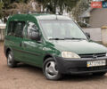 Зеленый Опель Комбо груз.-пасс., объемом двигателя 1.3 л и пробегом 300 тыс. км за 3450 $, фото 2 на Automoto.ua