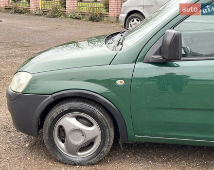 Зеленый Опель Комбо груз.-пасс., объемом двигателя 1.3 л и пробегом 300 тыс. км за 3450 $, фото 13 на Automoto.ua