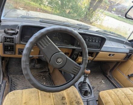 Коричневый Опель Коммандор, объемом двигателя 0 л и пробегом 70 тыс. км за 480 $, фото 5 на Automoto.ua