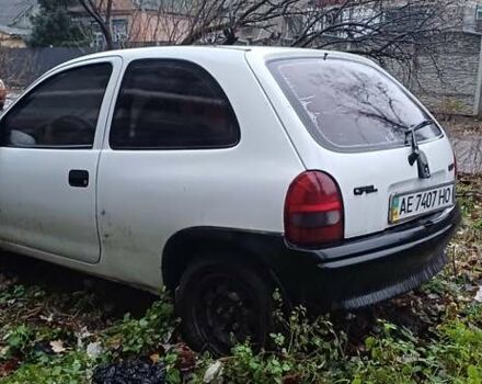Белый Опель Корса, объемом двигателя 1.2 л и пробегом 450 тыс. км за 1179 $, фото 4 на Automoto.ua