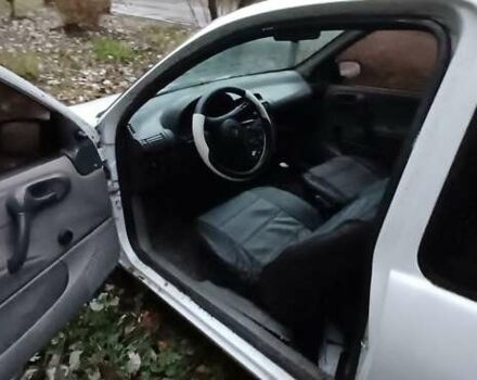 Белый Опель Корса, объемом двигателя 1.2 л и пробегом 450 тыс. км за 1179 $, фото 1 на Automoto.ua