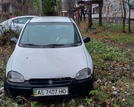 Белый Опель Корса, объемом двигателя 1.2 л и пробегом 450 тыс. км за 1179 $, фото 7 на Automoto.ua