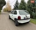 Белый Опель Корса, объемом двигателя 1.2 л и пробегом 123 тыс. км за 1100 $, фото 2 на Automoto.ua