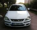 Белый Опель Корса, объемом двигателя 0.97 л и пробегом 232 тыс. км за 3000 $, фото 1 на Automoto.ua