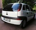 Белый Опель Корса, объемом двигателя 0.97 л и пробегом 232 тыс. км за 3000 $, фото 3 на Automoto.ua