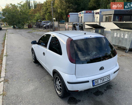 Опель Корса 2004 в Днепре (Днепропетровске) на Automoto.ua Белый Опель Корса, объемом двигателя 1.3 л и пробегом 300 тыс. км за 2800 $, фото 10 на Automoto.ua