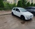 Белый Опель Корса, объемом двигателя 1.3 л и пробегом 310 тыс. км за 2750 $, фото 4 на Automoto.ua