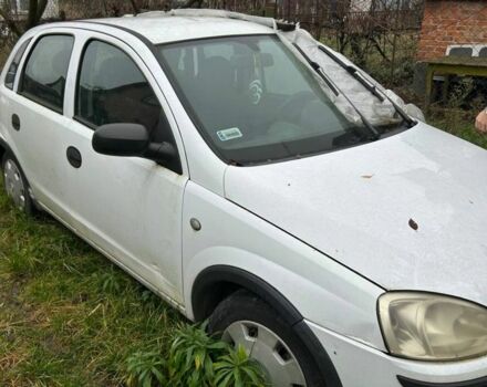 Белый Опель Корса, объемом двигателя 1.2 л и пробегом 270 тыс. км за 1200 $, фото 1 на Automoto.ua