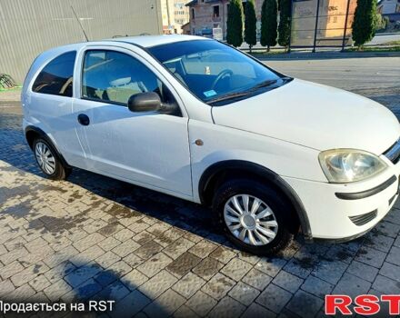 Белый Опель Корса, объемом двигателя 1.2 л и пробегом 199 тыс. км за 2700 $, фото 2 на Automoto.ua