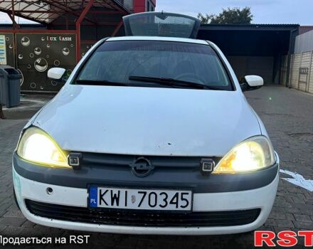 Опель Корса 2005 в Николаеве на Automoto.ua Белый Опель Корса, объемом двигателя 1.2 л и пробегом 196 тыс. км за 1250 $, фото 4 на Automoto.ua
