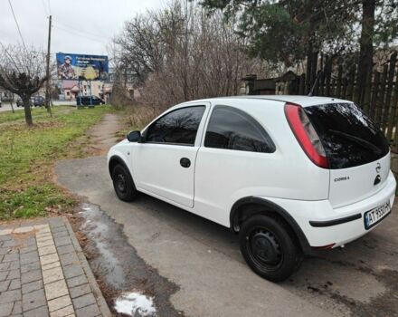 Белый Опель Корса, объемом двигателя 1.2 л и пробегом 196 тыс. км за 2600 $, фото 5 на Automoto.ua