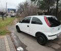 Белый Опель Корса, объемом двигателя 1.2 л и пробегом 196 тыс. км за 2600 $, фото 5 на Automoto.ua